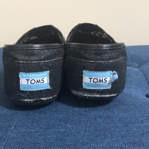 Toms - Picture 3 of 6